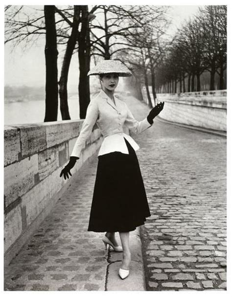 christian dior new look 1947 history|christian dior 1947 fashion style.